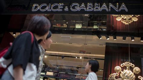 dolce gabbana chinese insult|Dolce & Gabbana hit by racism accusation over China .